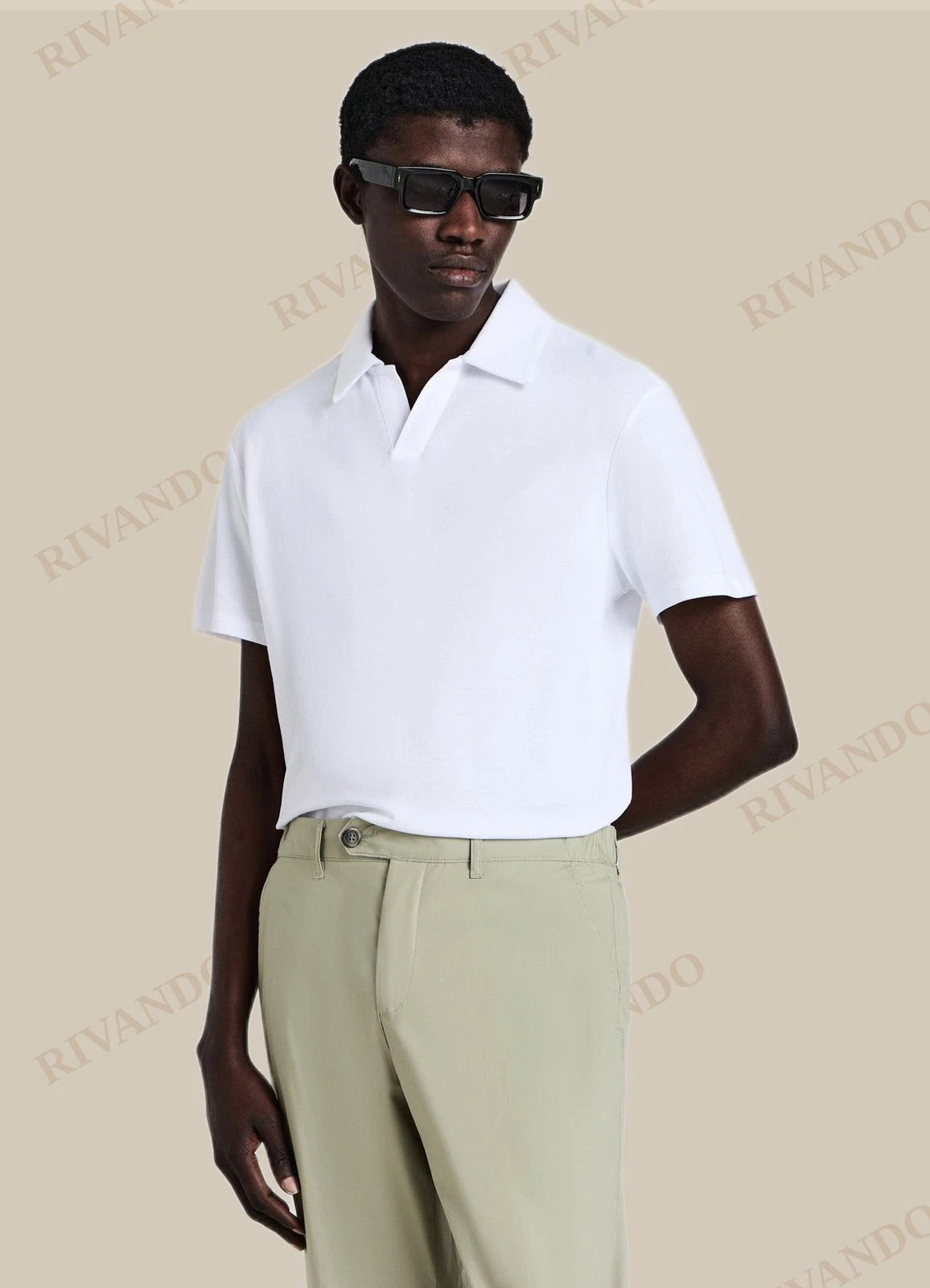 Polo bianca Calliope – stile minimal basic elegante