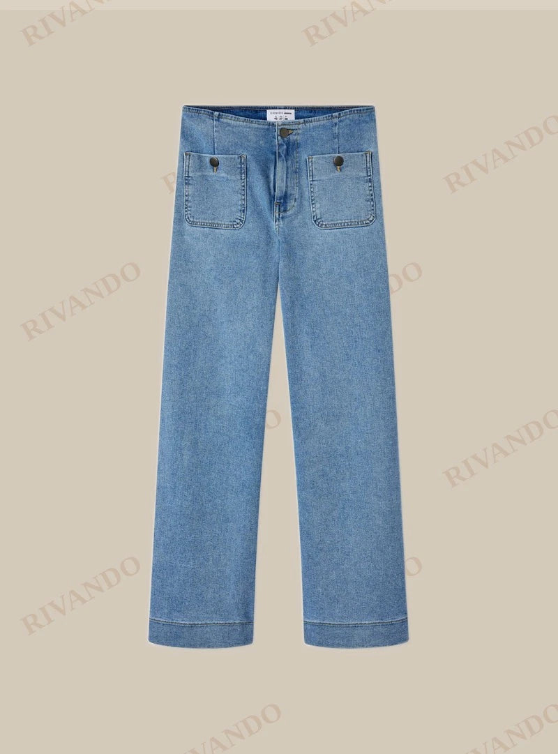 Wide-leg jeans with patch pockets